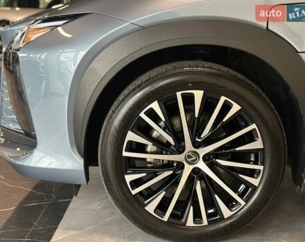 Лексус RZ, объемом двигателя 0 л и пробегом 24 тыс. км за 48900 $, фото 5 на Automoto.ua