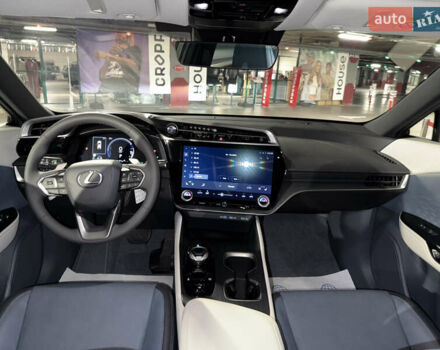 Лексус RZ, объемом двигателя 0 л и пробегом 1 тыс. км за 48000 $, фото 4 на Automoto.ua