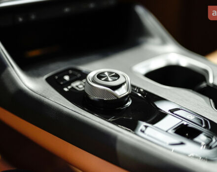 Лексус RZ, объемом двигателя 0 л и пробегом 0 тыс. км за 69773 $, фото 16 на Automoto.ua