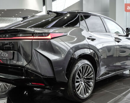 Лексус RZ, объемом двигателя 0 л и пробегом 0 тыс. км за 69773 $, фото 5 на Automoto.ua