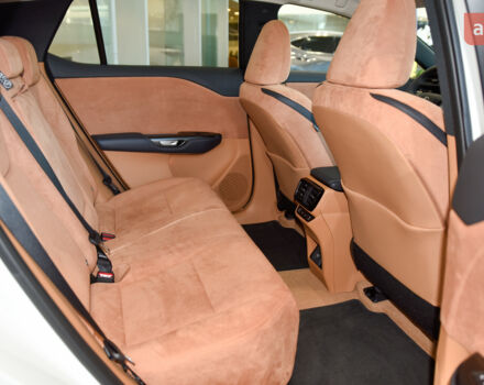 Лексус RZ, об'ємом двигуна 0 л та пробігом 0 тис. км за 69014 $, фото 16 на Automoto.ua