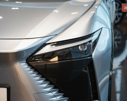 Лексус RZ, объемом двигателя 0 л и пробегом 0 тыс. км за 71976 $, фото 6 на Automoto.ua