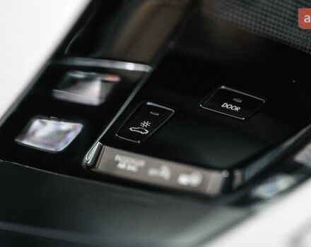 Лексус RZ, объемом двигателя 0 л и пробегом 0 тыс. км за 69773 $, фото 21 на Automoto.ua