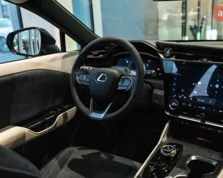 Лексус RZ, объемом двигателя 0 л и пробегом 0 тыс. км за 71976 $, фото 19 на Automoto.ua