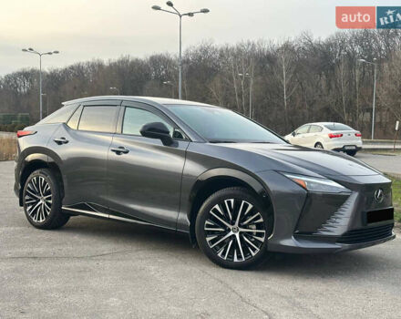 Серый Лексус RZ, объемом двигателя 0 л и пробегом 7 тыс. км за 54850 $, фото 3 на Automoto.ua
