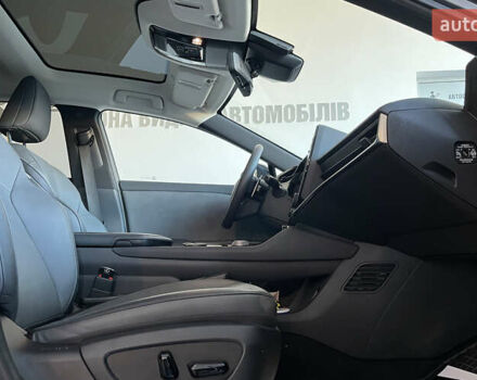 Лексус RZ 2023 в Червонограде на Automoto.ua Серый Лексус RZ, объемом двигателя 0 л и пробегом 22 тыс. км за 51000 $, фото 8 на Automoto.ua