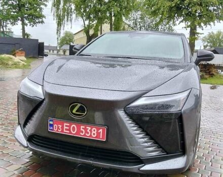 Серый Лексус RZ, объемом двигателя 0 л и пробегом 15 тыс. км за 39500 $, фото 1 на Automoto.ua