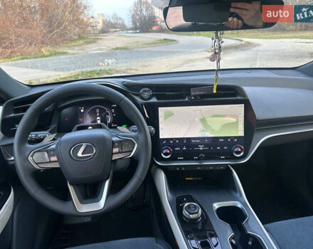 Серый Лексус RZ, объемом двигателя 0 л и пробегом 7 тыс. км за 54850 $, фото 30 на Automoto.ua