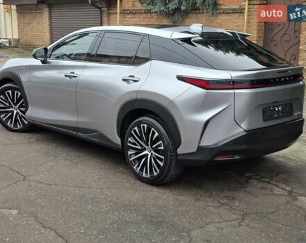 Серый Лексус RZ, объемом двигателя 0 л и пробегом 15 тыс. км за 37777 $, фото 23 на Automoto.ua