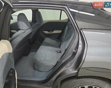 Сірий Лексус RZ, об'ємом двигуна 0 л та пробігом 17 тис. км за 54000 $, фото 10 на Automoto.ua