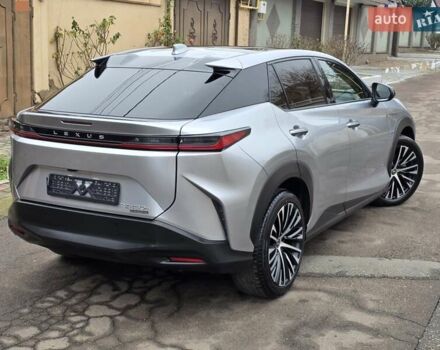 Серый Лексус RZ, объемом двигателя 0 л и пробегом 15 тыс. км за 37777 $, фото 14 на Automoto.ua