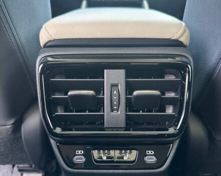 Серый Лексус RZ, объемом двигателя 0 л и пробегом 7 тыс. км за 54850 $, фото 28 на Automoto.ua