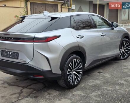 Серый Лексус RZ, объемом двигателя 0 л и пробегом 15 тыс. км за 37777 $, фото 16 на Automoto.ua