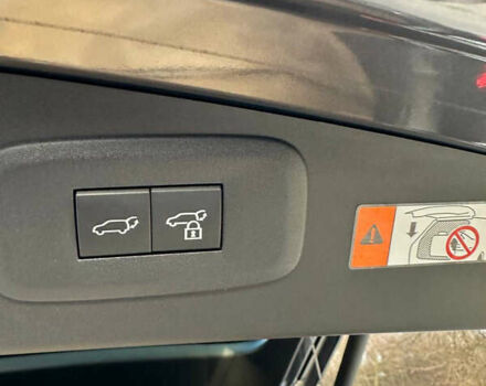 Серый Лексус RZ, объемом двигателя 0 л и пробегом 7 тыс. км за 54850 $, фото 33 на Automoto.ua