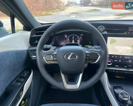 Серый Лексус RZ, объемом двигателя 0 л и пробегом 7 тыс. км за 54850 $, фото 31 на Automoto.ua
