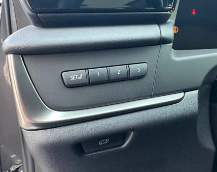 Серый Лексус RZ, объемом двигателя 0 л и пробегом 7 тыс. км за 54850 $, фото 45 на Automoto.ua