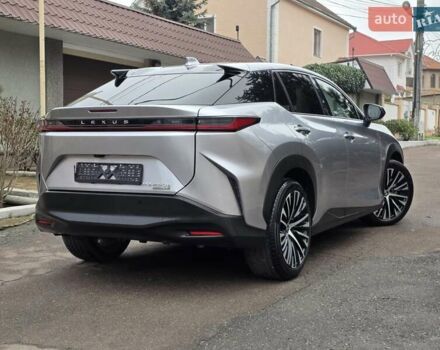 Серый Лексус RZ, объемом двигателя 0 л и пробегом 15 тыс. км за 37777 $, фото 19 на Automoto.ua