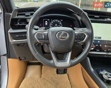 Серый Лексус RZ, объемом двигателя 0 л и пробегом 15 тыс. км за 37777 $, фото 41 на Automoto.ua