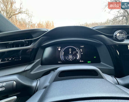 Серый Лексус RZ, объемом двигателя 0 л и пробегом 7 тыс. км за 54850 $, фото 23 на Automoto.ua