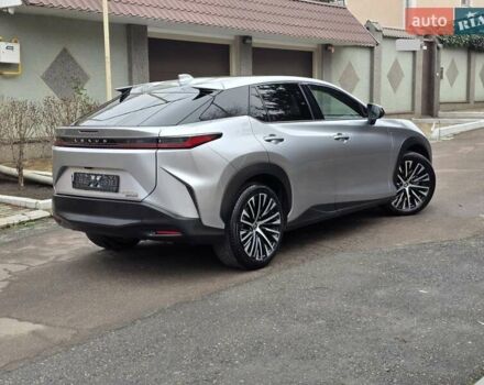 Серый Лексус RZ, объемом двигателя 0 л и пробегом 15 тыс. км за 37777 $, фото 20 на Automoto.ua