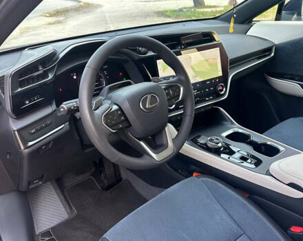 Серый Лексус RZ, объемом двигателя 0 л и пробегом 7 тыс. км за 54850 $, фото 16 на Automoto.ua