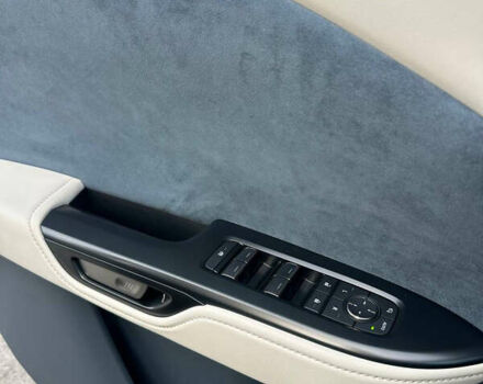 Серый Лексус RZ, объемом двигателя 0 л и пробегом 7 тыс. км за 54850 $, фото 46 на Automoto.ua