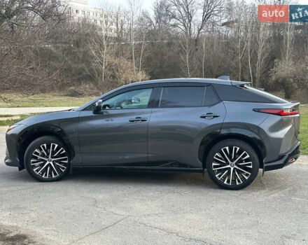 Серый Лексус RZ, объемом двигателя 0 л и пробегом 7 тыс. км за 54850 $, фото 11 на Automoto.ua