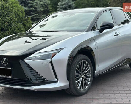Серый Лексус RZ, объемом двигателя 0 л и пробегом 8 тыс. км за 47000 $, фото 6 на Automoto.ua