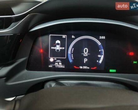 Серый Лексус RZ, объемом двигателя 0 л и пробегом 17 тыс. км за 39000 $, фото 5 на Automoto.ua