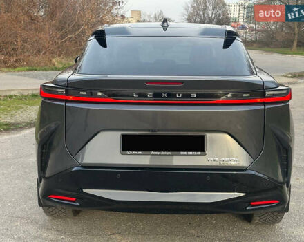 Серый Лексус RZ, объемом двигателя 0 л и пробегом 7 тыс. км за 54850 $, фото 9 на Automoto.ua