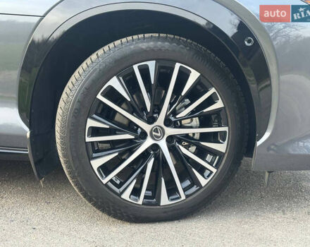 Серый Лексус RZ, объемом двигателя 0 л и пробегом 7 тыс. км за 54850 $, фото 4 на Automoto.ua