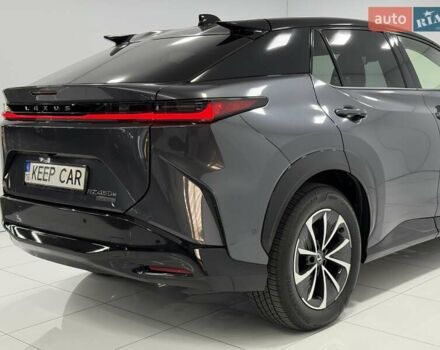 Серый Лексус RZ, объемом двигателя 0 л и пробегом 6 тыс. км за 44500 $, фото 16 на Automoto.ua