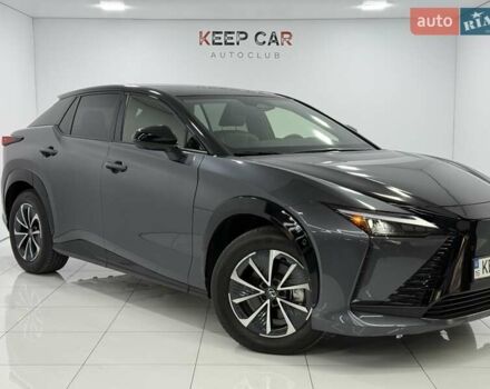 Серый Лексус RZ, объемом двигателя 0 л и пробегом 6 тыс. км за 44500 $, фото 1 на Automoto.ua