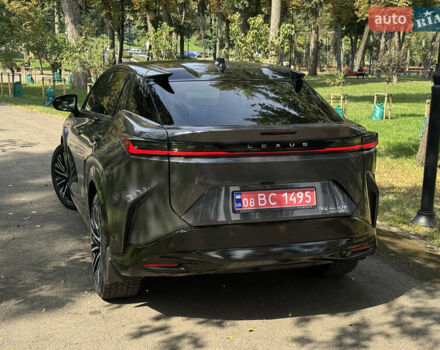 Сірий Лексус RZ, об'ємом двигуна 0 л та пробігом 5 тис. км за 48995 $, фото 6 на Automoto.ua