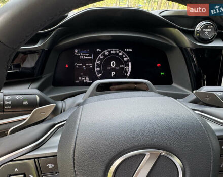Сірий Лексус RZ, об'ємом двигуна 0 л та пробігом 5 тис. км за 48995 $, фото 29 на Automoto.ua