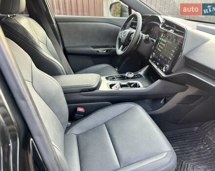 Серый Лексус RZ, объемом двигателя 0 л и пробегом 1 тыс. км за 43800 $, фото 19 на Automoto.ua