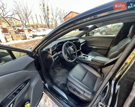 Серый Лексус RZ, объемом двигателя 0 л и пробегом 1 тыс. км за 43800 $, фото 6 на Automoto.ua