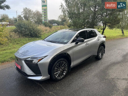 Лексус RZ 2023 у Львові на Automoto.ua Сірий Лексус RZ, об'ємом двигуна 0 л та пробігом 18 тис. км за 38700 $, фото 1 на Automoto.ua