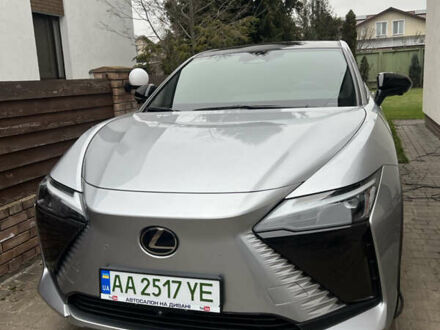 Сірий Лексус RZ, об'ємом двигуна 0 л та пробігом 13 тис. км за 36900 $, фото 1 на Automoto.ua