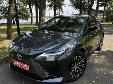 Лексус RZ 2024 в Киеве на Automoto.ua Серый Лексус RZ, объемом двигателя 0 л и пробегом 5 тыс. км за 48995 $, фото 1 на Automoto.ua
