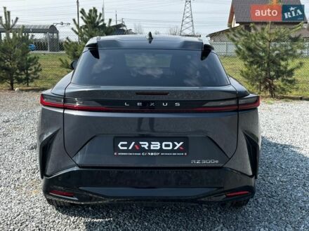 Сірий Лексус RZ, об'ємом двигуна 0 л та пробігом 2 тис. км за 28000 $, фото 1 на Automoto.ua