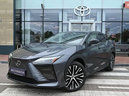 Сірий Лексус RZ, об'ємом двигуна 0 л та пробігом 5 тис. км за 51748 $, фото 1 на Automoto.ua