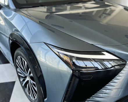 Синий Лексус RZ, объемом двигателя 0 л и пробегом 14 тыс. км за 36900 $, фото 1 на Automoto.ua