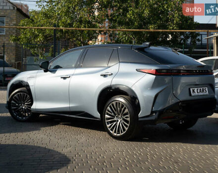 Синий Лексус RZ, объемом двигателя 0 л и пробегом 25 тыс. км за 48900 $, фото 4 на Automoto.ua