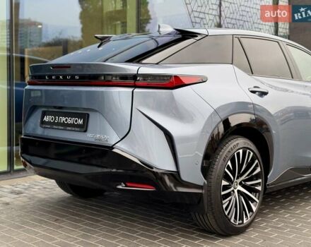 Синий Лексус RZ, объемом двигателя 0 л и пробегом 7 тыс. км за 61042 $, фото 30 на Automoto.ua