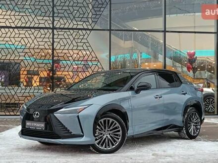 Лексус RZ 2023 у Києві на Automoto.ua Синій Лексус RZ, об'ємом двигуна 0 л та пробігом 6 тис. км за 60898 $, фото 1 на Automoto.ua