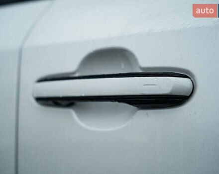 Білий Лексус TX, об'ємом двигуна 2.4 л та пробігом 24 тис. км за 95000 $, фото 17 на Automoto.ua