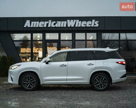 Білий Лексус TX, об'ємом двигуна 2.4 л та пробігом 24 тис. км за 95000 $, фото 3 на Automoto.ua