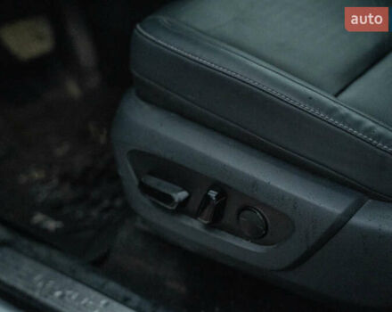 Білий Лексус TX, об'ємом двигуна 2.4 л та пробігом 24 тис. км за 95000 $, фото 19 на Automoto.ua