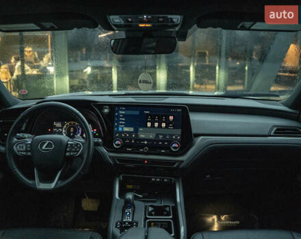 Білий Лексус TX, об'ємом двигуна 2.4 л та пробігом 24 тис. км за 95000 $, фото 23 на Automoto.ua
